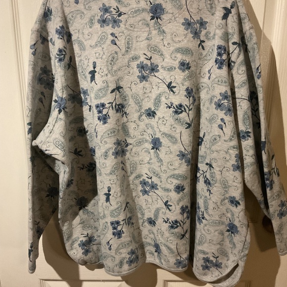 Classic Elements Grey and Blue Floral Paisley Print Long Sleeve Henley Top - Picture 4 of 4